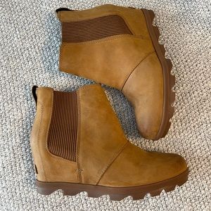 Sorel Joan of Arc wedge bootie size 11 camel color